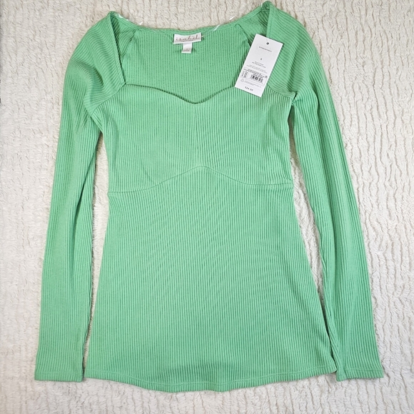 Ribbed Isabel Top - Picture 6 of 10